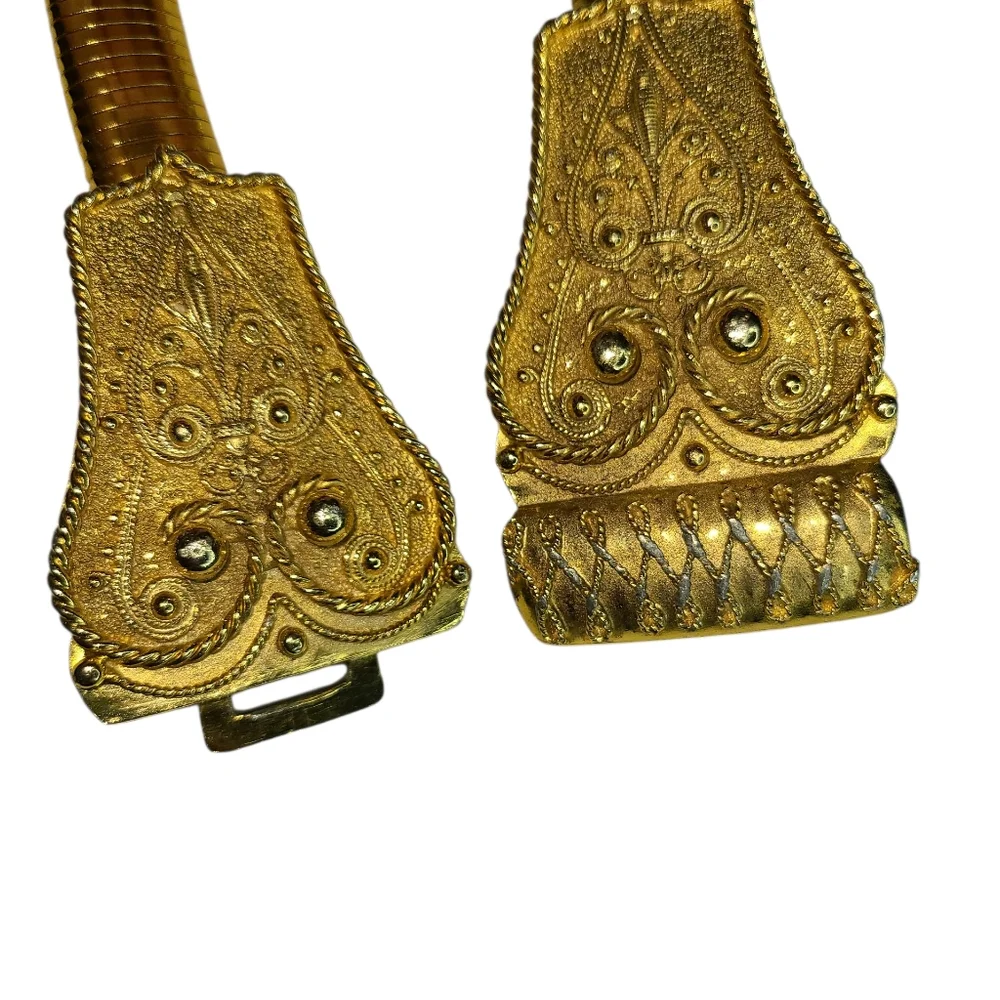 Vintage ACCESSOCRAFT NYC Gold Tone Stretch Belt